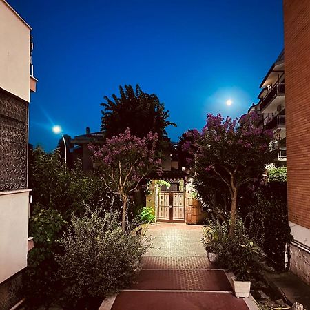 Attico A Roma Daire Dış mekan fotoğraf